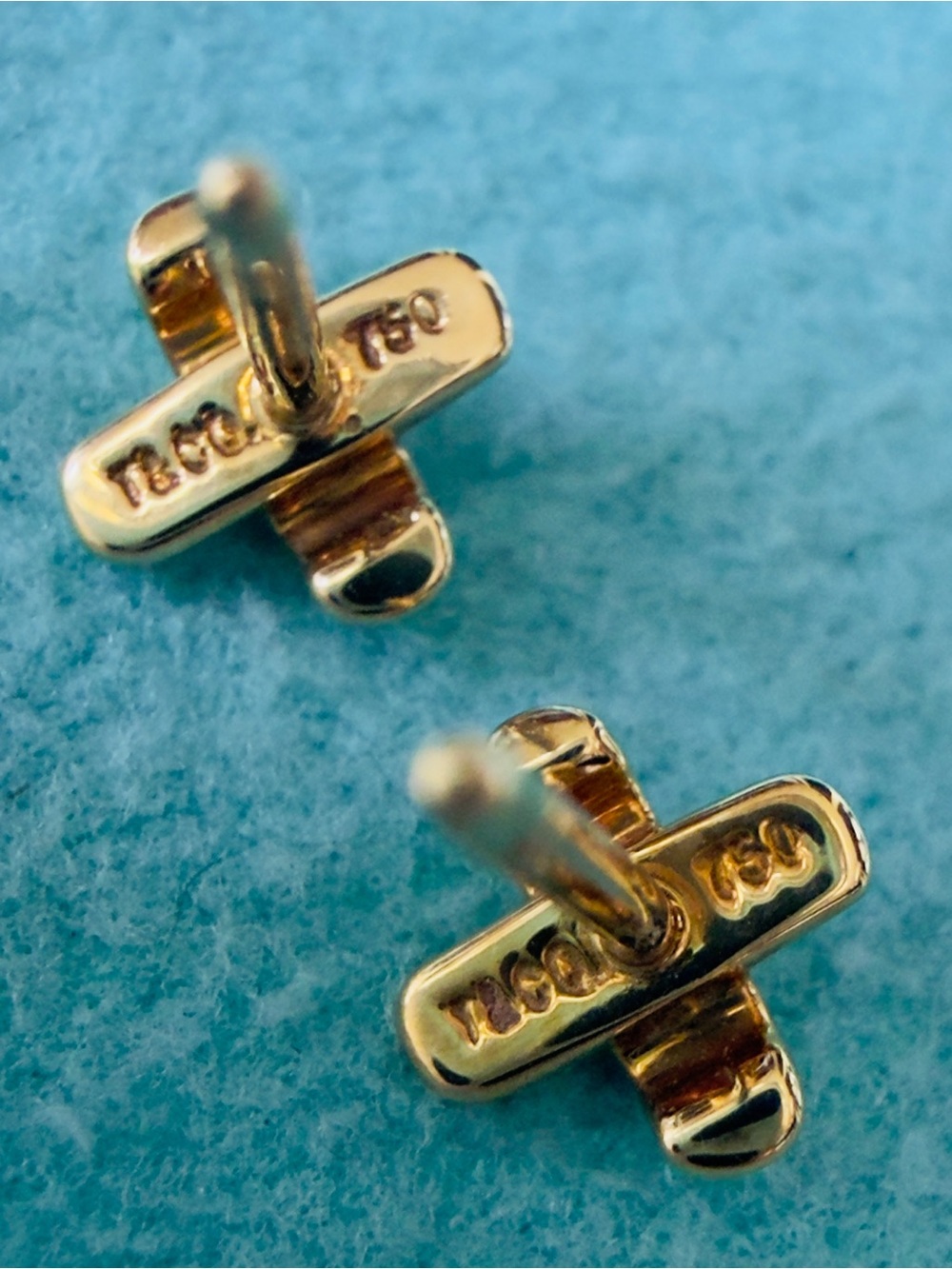 Tiffany & Co. 18K Yellow Gold Mini x Cross Stitch Stud Earrings - Picture 10 of 14